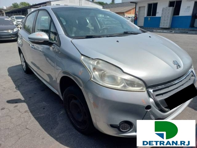 PEUGEOT 208 2014 